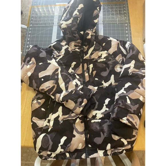 Kid's Snow Jacket – Warm, Durable, and Stylish Winter Gear for Cold Weather. - Picture 1 of 6